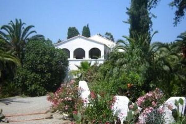 Hotel Relais De Bravone (Linguizzetta)